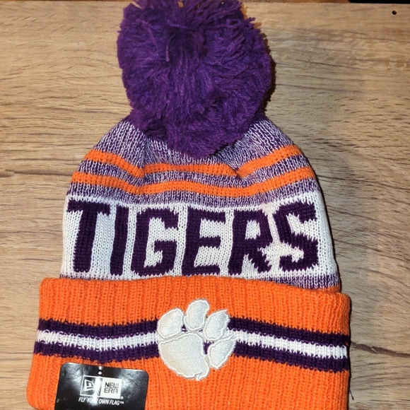 Clemson Tigers Winter Pom Knit Beanie - Picture 1 of 2
